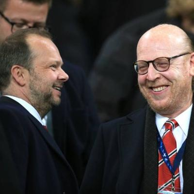 Damian Molloy - Manchester United in Turmoil on and off the Pitch
