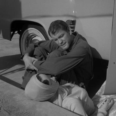 THE TWILIGHT ZONE: Episode 1 - "Where Is Everybody?"