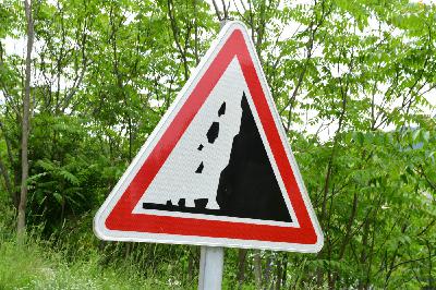 Ariège : après l'éboulement spectaculaire sur la RN20, deux villages coupés du monde pour au moins trois mois