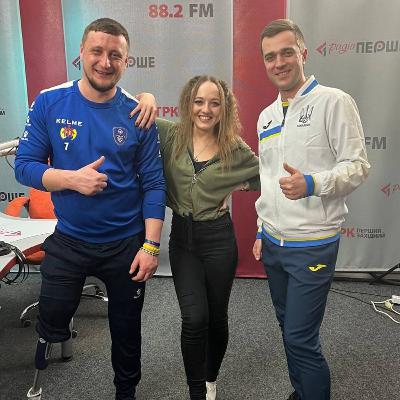 Богдан Мельник, тренер Pokrova Lviv AMP; Костянтин Кашула, капітан команди