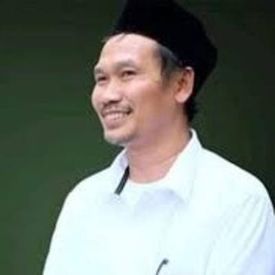 Berhenti Membenci Ulama yang Saling Benci I Gus Baha