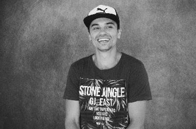 Notches - I Close My Eyes (Extended Mix)