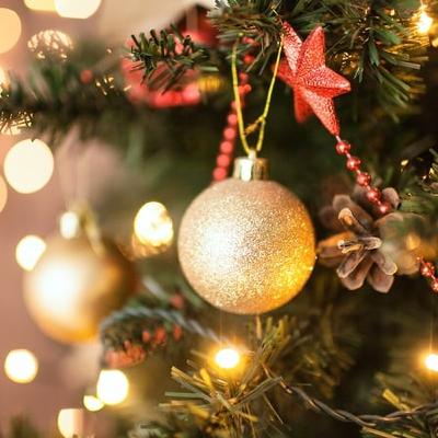 People urged to check in on older neighbours this Christmas