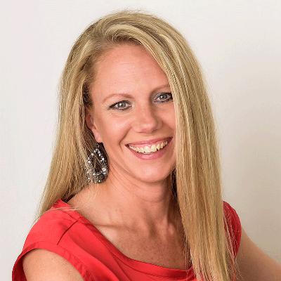 Video is a quicker way to establish a connection with somebody - Talk Marketing 087 - Vicki O’Neill