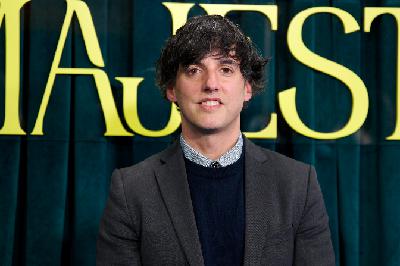 I tu, què mires? La pausa temporal d'Andreu Buenafuente, Xabier Fortes, Eurovisió i entrevista al guionista Diego San José