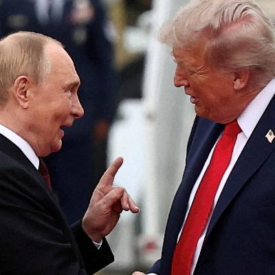 Trump, Putin discuss Ukraine War resolution amid possible Hungary meeting