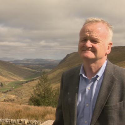 Donnchadh Ó Baoill, Feidhmeannach le hÚdaras na Gaeltachta. Donnchadh Ó Baoill, Feidhmeannach le hÚdaras na Gaeltachta.