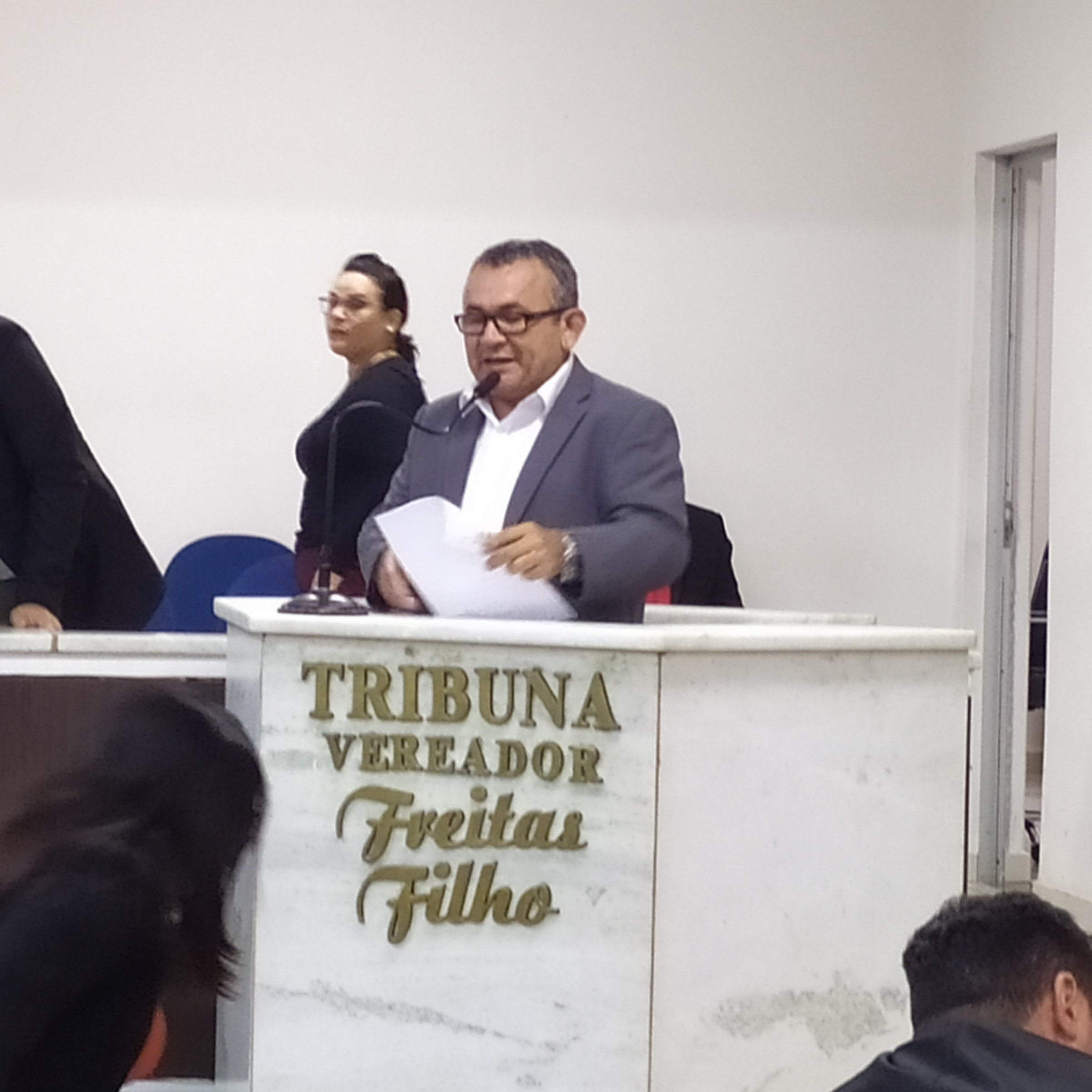 REMOCIF -  POLITICA DA HORA