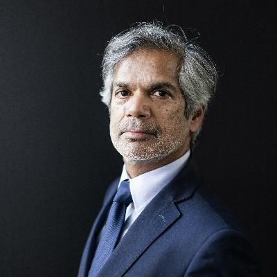 João Queirós, do banco Carregosa: “Estamos numa economia em K: há um bracinho superior que representa 20% ou 30% que compensa os outros 80% ou 70% que estão aflitos” João Queirós, do banco Carregosa: “Estamos numa economia em K: há um bracinho superior que representa 20% ou 30% que compensa os outros 80% ou 70% que estão aflitos”