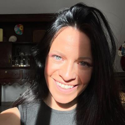 Alexe Woods - Birth charts and wellbeing