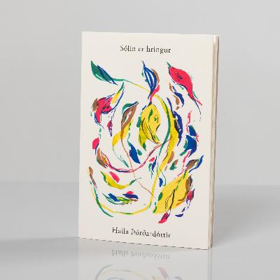 Halla Þórðardóttir spjallar um Sólin er hringur Halla Þórðardóttir spjallar um Sólin er hringur