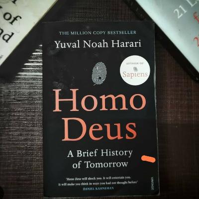 Senjata dalam adegan I | Homo deus Senjata dalam adegan I | Homo deus