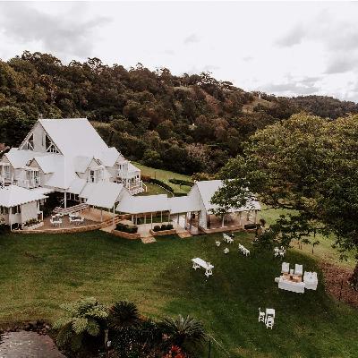 Maleny Manor Australia's most loved wedding venue - Guest Interview with Felicity Sharwood Maleny Manor Australia's most loved wedding venue - Guest Interview with Felicity Sharwood