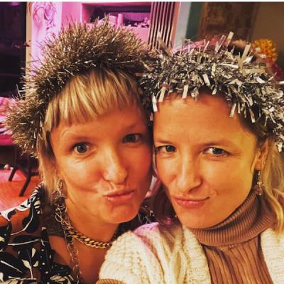 Laura & Jess - Brown & Green