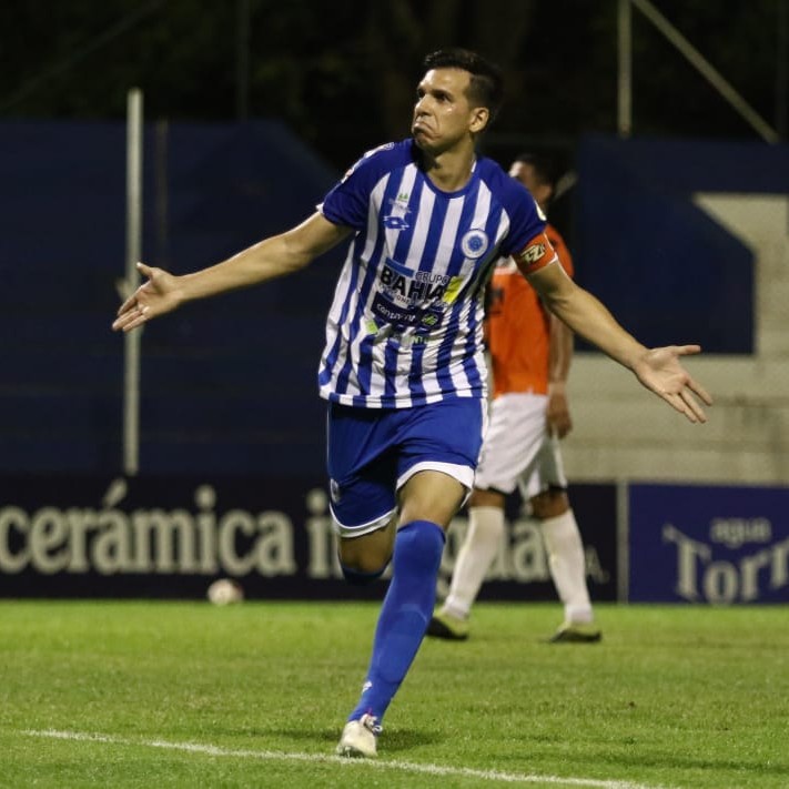 🔊#AUDIO | Pablo Zeballos abre el marcador a los 44'PT desde el punto penal. episode artwork