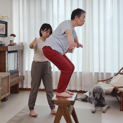 史蒂夫说440期 - 赵赵 - 老妈75岁时，我开始带她做防摔锻炼