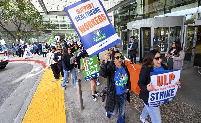 Massive strike at Kaiser Permanente enters third week Massive strike at Kaiser Permanente enters third week