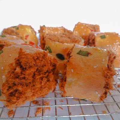 Kenikmatan sepotong roll abon