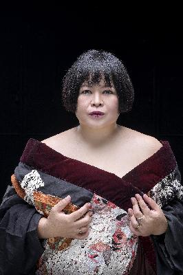 Creativity for future/ Uma im Gespräch mit der indonesischen Performance Künstlerin Melati Suryodarmo