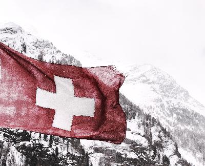 S3E30 / Gun Violence in America / What the Swiss can teach us S3E30 / Gun Violence in America / What the Swiss can teach us