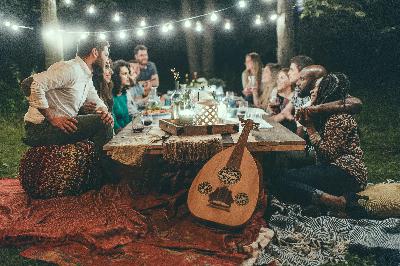 🕊️ The Quiet Hour | On Friendship & Staying When It's Hard 🕊️ The Quiet Hour | On Friendship & Staying When It's Hard