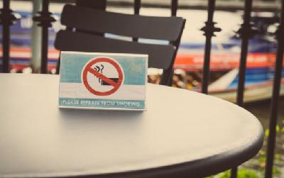 REPORTATGE. Nova llei del tabac