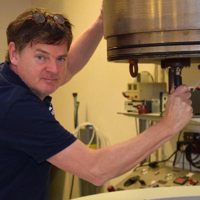 De diepzee als hogedrukketel. Met instrumentenmaker Edwin Keijzer. De diepzee als hogedrukketel. Met instrumentenmaker Edwin Keijzer.