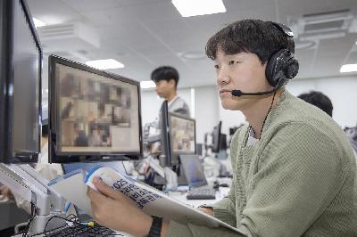 Path to 'FIRE': Semiconductor supercycle spurs rush for jobs at Samsung, SK hynix Path to 'FIRE': Semiconductor supercycle spurs rush for jobs at Samsung, SK hynix