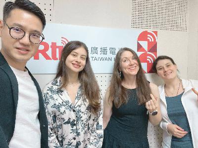 Всем по «корочке»!