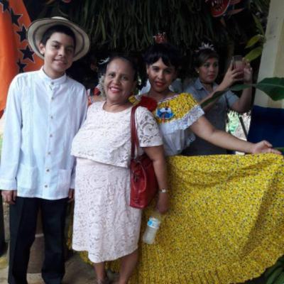 TAMBOR DE LA ALEGRÍA EN INGLÉS. BY Prof. Milagros Hernández Rivera
