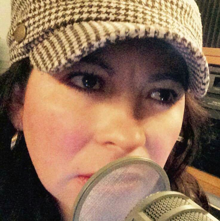 ENCRUCIJADA RADIO SHOW Con Lilethe Palza