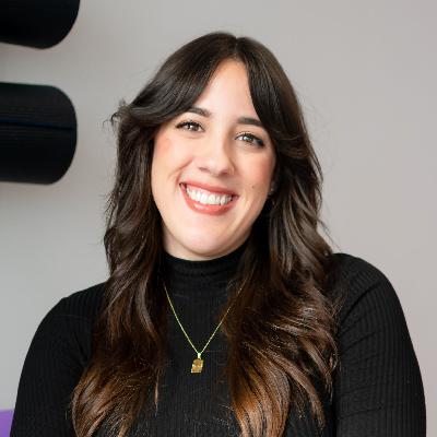 Navigating Hypermobility and Perinatal Health with Megan Beach Gomes Navigating Hypermobility and Perinatal Health with Megan Beach Gomes