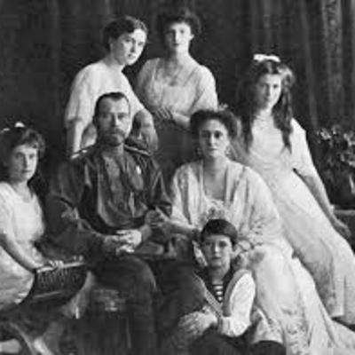 Le chemin de croix de Nicolas II et sa famille