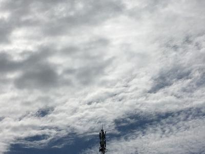 12.我在你给的爱与恨里无法醒来