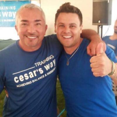 Cesar Milan, show dog e dicas de comportamento canino - Feat Rudinho Bombassaro Cesar Milan, show dog e dicas de comportamento canino - Feat Rudinho Bombassaro