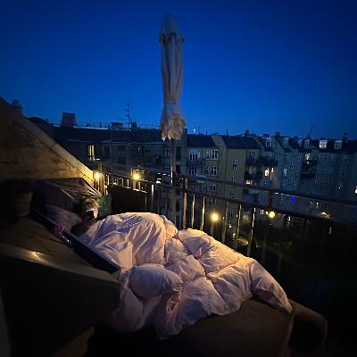 S. 2 Ep. 3 - Lang distance i forhold