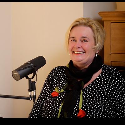 Suzanne Teed - Humanism, Being a Celebrant, and Living Life with Peace, Enjoyment, Love and Pleasure.