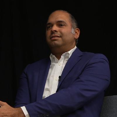 Episode 143 - "Logística Sin Fronteras" Ft. Iovar Medina