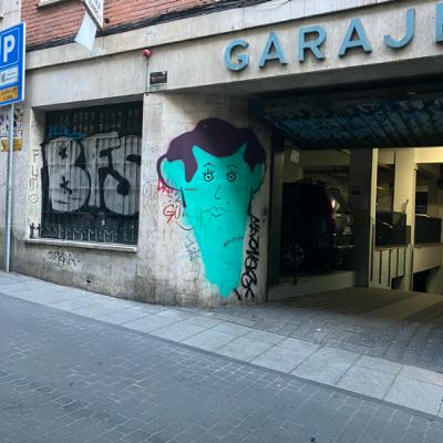 洗濯物を干しながら5月いっぱいやってみることについて話す