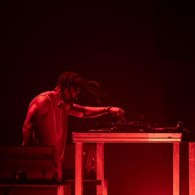 Line Noise 245 - Flying Lotus Line Noise 245 - Flying Lotus