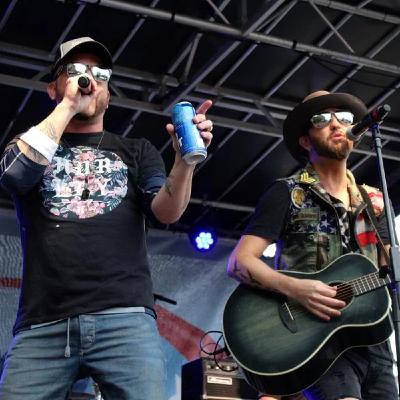 LOCASH wants to bring "Hometown Home" to your hometown