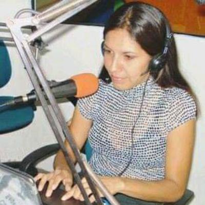 LOCUTORA/COMERCIALES LOCUTORA/COMERCIALES