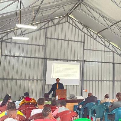 Watoto Katika Huduma ya Yesu Kristo