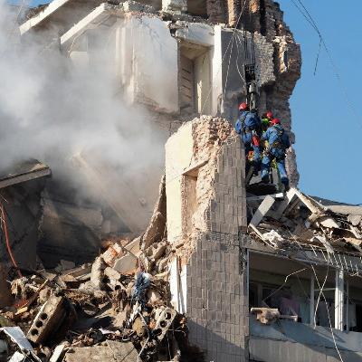 Russian strikes on western Ukraine kill and wound dozens