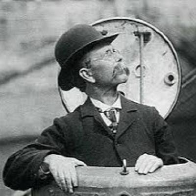 John Philip Holland, el padre del submarino moderno.