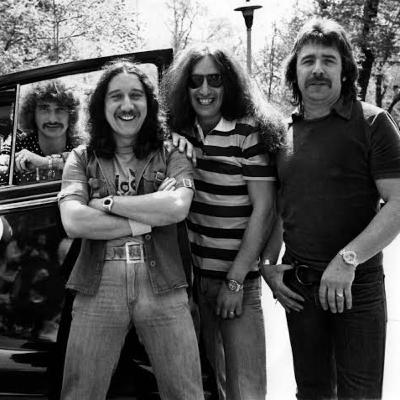 Uriah Heep: Ascensão e Legado do Rock Britânico Uriah Heep: Ascensão e Legado do Rock Britânico