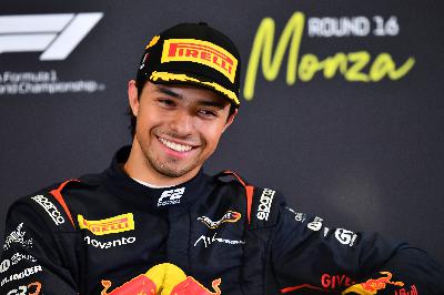 Pepe Martí, piloto de Fórmula E y pupilo de la agencia A14 de Fernando Alonso: "Para mi niño interior es increíble"