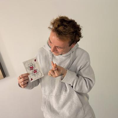 Sacha - L'art de la mue, entre hypersensibilité et l'EP "Reptile" Sacha - L'art de la mue, entre hypersensibilité et l'EP "Reptile"