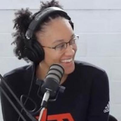Momentum Podcast Episode 5 feat Destiny Jackson (2021 Loyola Women's Basketball Signee) Momentum Podcast Episode 5 feat Destiny Jackson (2021 Loyola Women's Basketball Signee)