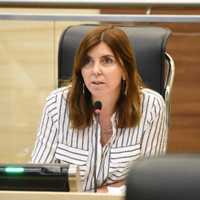 Germana Figueroa Casas @germanafc (Diputada Nacional por Santa Fe) Unas Cuantas Verdades @marianoobarrio